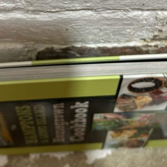 The Hamptons and Long Island Home Grown Cookbook - Picture 3 of 9